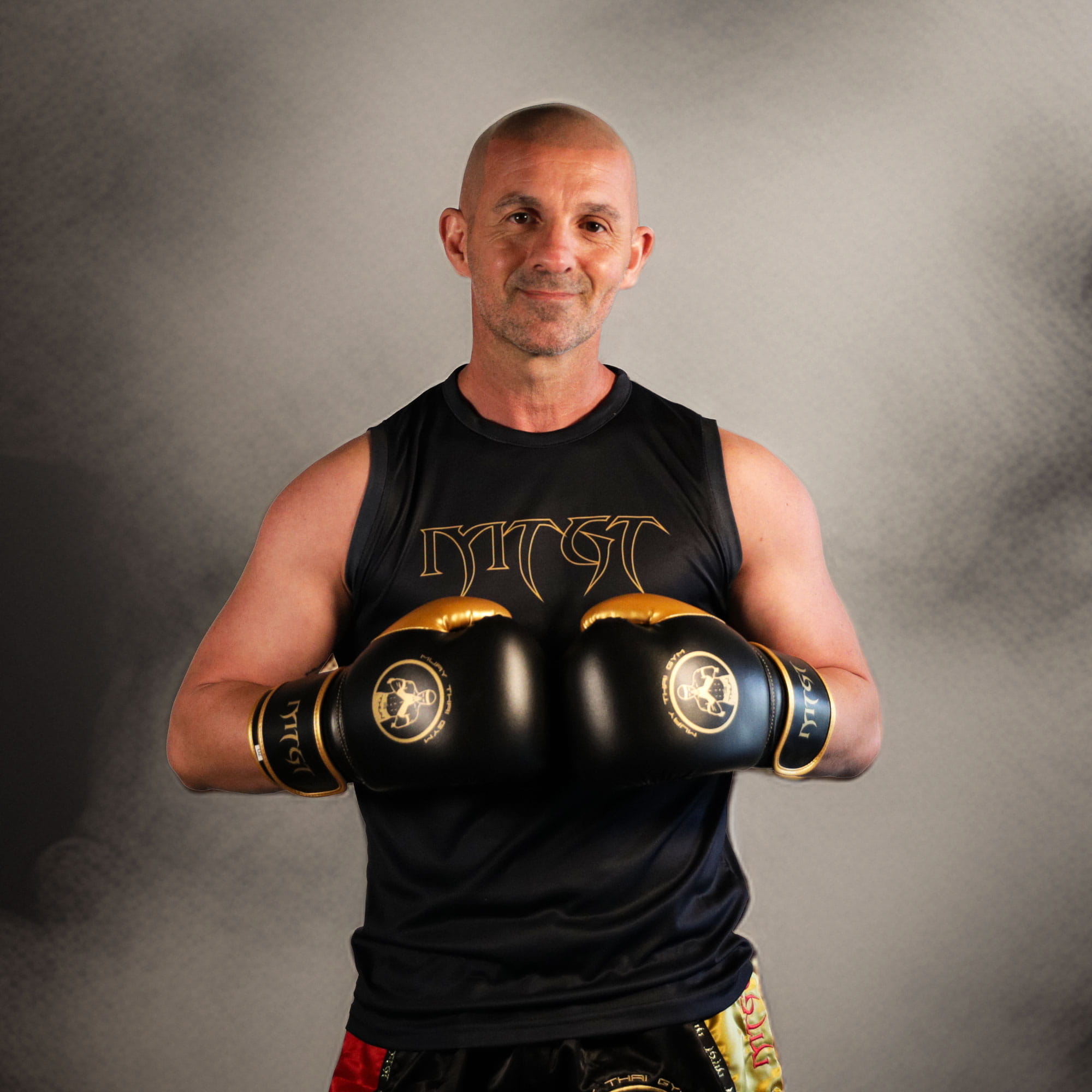 Jeton Zejna, Muay Thai Trainer und Gründer des Muay Thai Gym Thun