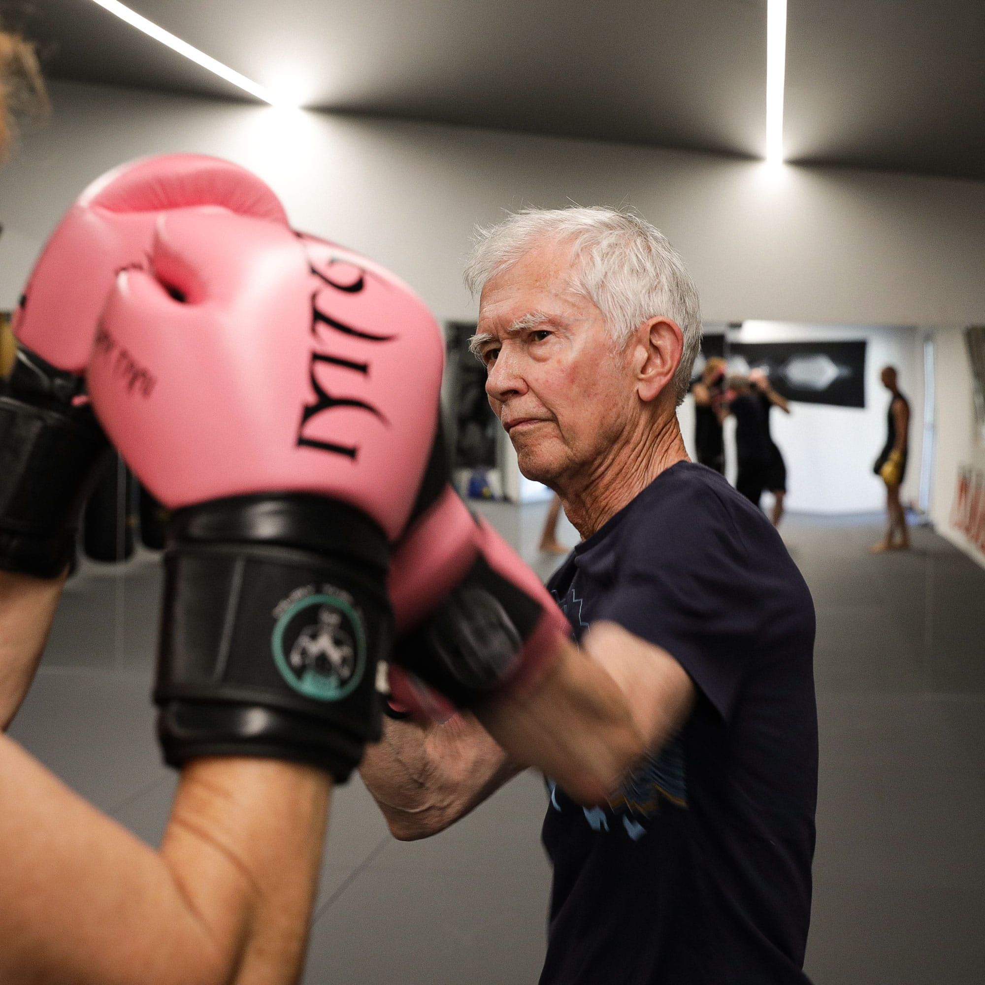 Muay Thai Senioren Training &ndash; sanfter Kampfsport f&uuml;r &Auml;ltere in Thun