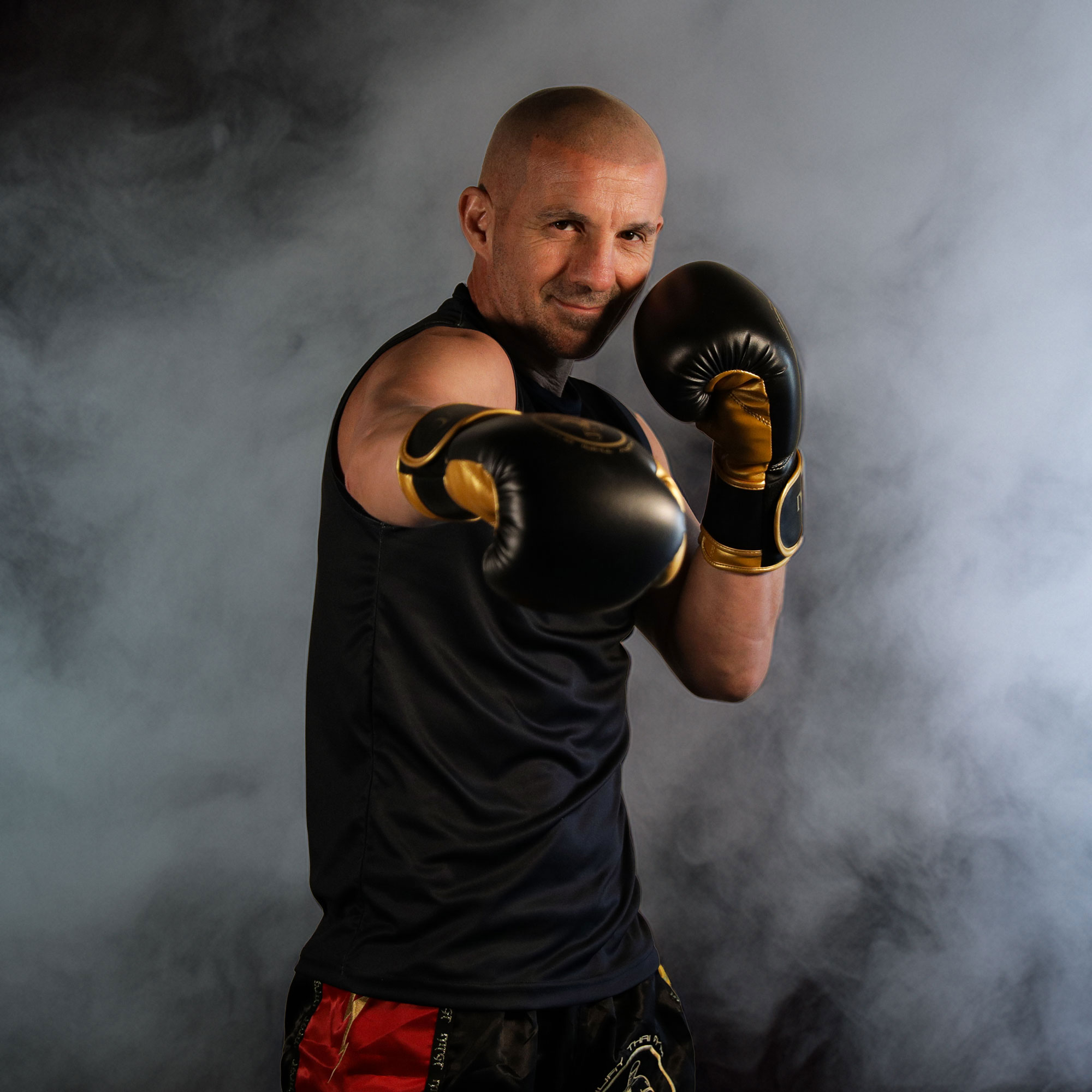 Muay Thai Training in Thun – Kampfsportler beim Sparring im Muay Thai Gym Thun